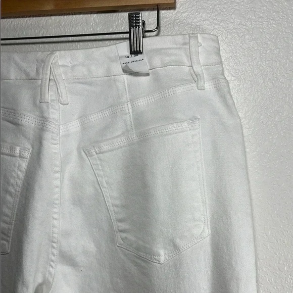 NWT Good American - White Straight Leg Jeans - 32/14 - Picture 4 of 4